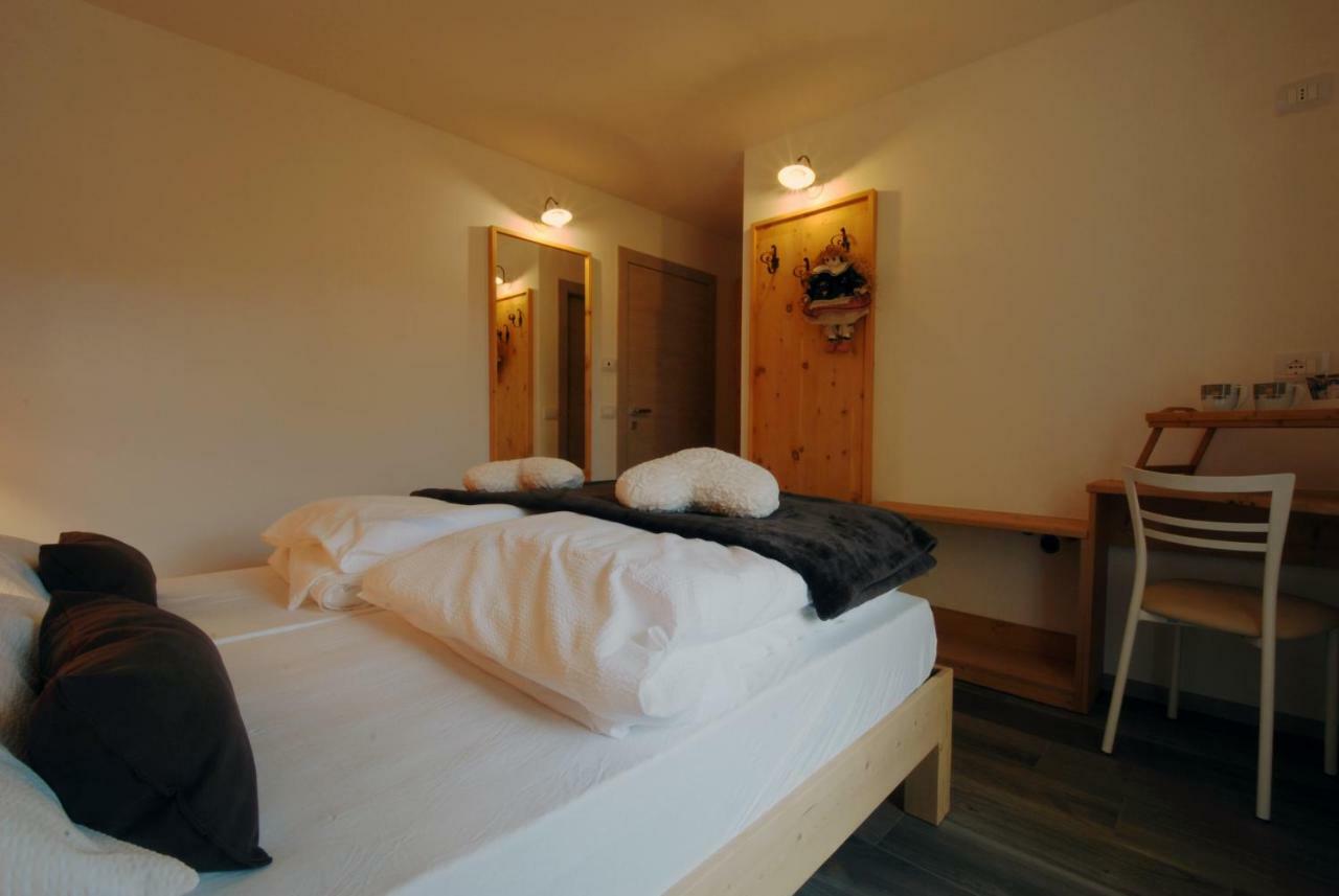 Bike Bed&Breakfast Mille Pini Baselga di Pinè Exterior foto